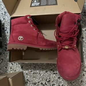 Red Timberland’s